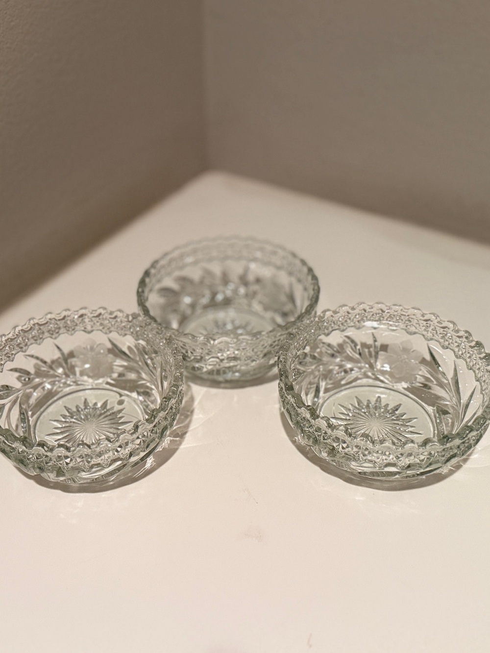 ✨ Vintage Arcoroc France Clear Glass Bowls - Set of 3 ✨